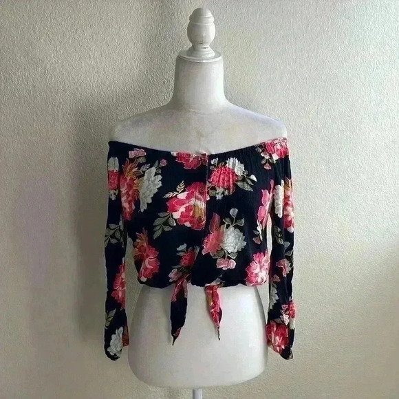 Billabong Light It Up Black On Or Off The Shoulder Floral Cropped Top Size XS‎ - Picture 1 of 7